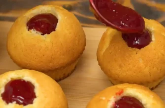 Brioșe fragede și aromate cu lămâie