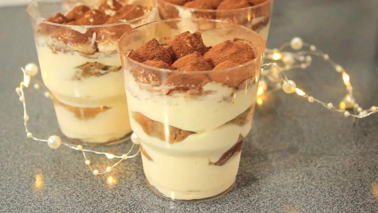 Tiramisu la pahar fără ouă