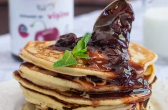 Clătite americane pufoase cu iaurt și banane – Rețetă perfectă pentru un mic dejun sănătos și delicios