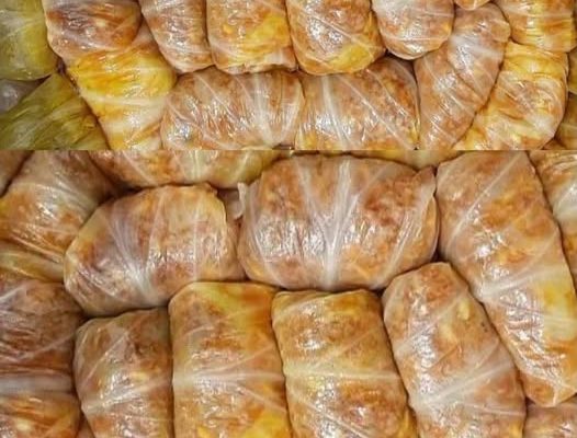 Sarmale tradiționale cu carne tocată și varză murată – Rețetă autentică românească