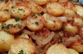 Cartofi prăjiți la tigaie cu ceapă – rețetă clasică, crocantă și aromată