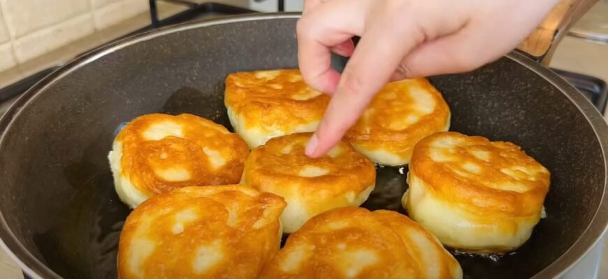 cele mai pufoase și aromate clătite cu mere