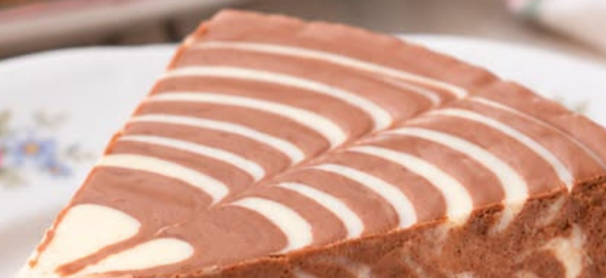 NU ESTE NEVOIE DE CUPTOR! 🦓🍫 Realizat cu un truc genial și ușor de stratificat, acest plăcintă bogată cu brânză zebră este desertul suprem! Cremos, decadent și absolut delicios